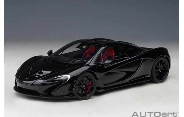 Bild 1 - McLaren P1 2013 fire black