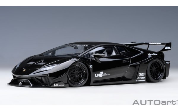 Bild 1 - Liberty Walk LB Silhouette works Huracan GT black