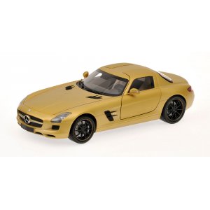 Mercedes Benz SLS AMG 1/18 Modellauto