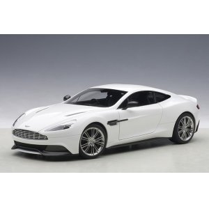 Aston Martin Vanquish 2015