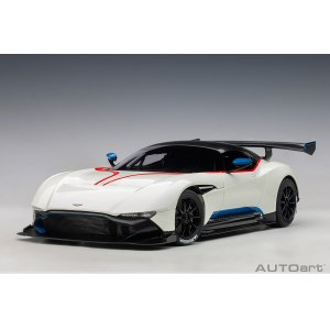 Aston Martin Vulcan 2015
