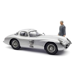 Mercedes Benz 300 SLR Uhlenhaut mit Figur