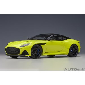 Aston Martin DBS Superleggera lime essence