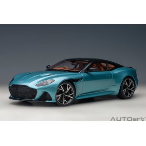 Aston Martin DBS Superleggera caribbean pearl blue