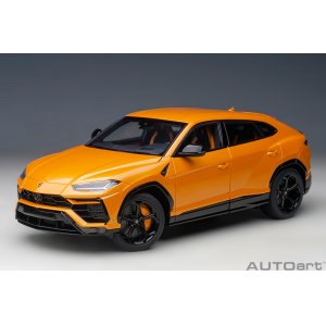 Lamborghini Urus arancio borealis