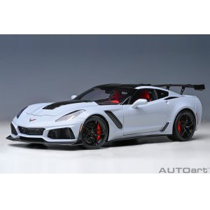 Chevrolet Corvette C7 ZR1 ceramic matrix grey metallic