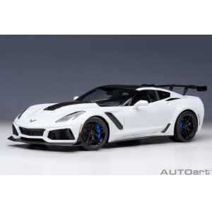 Chevrolet Corvette C7 ZR1 2019 gloss black