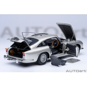 Aston Martin DB5 Goldfinger